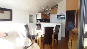 MOYto8sg34cqg537fpjk77d.jpg